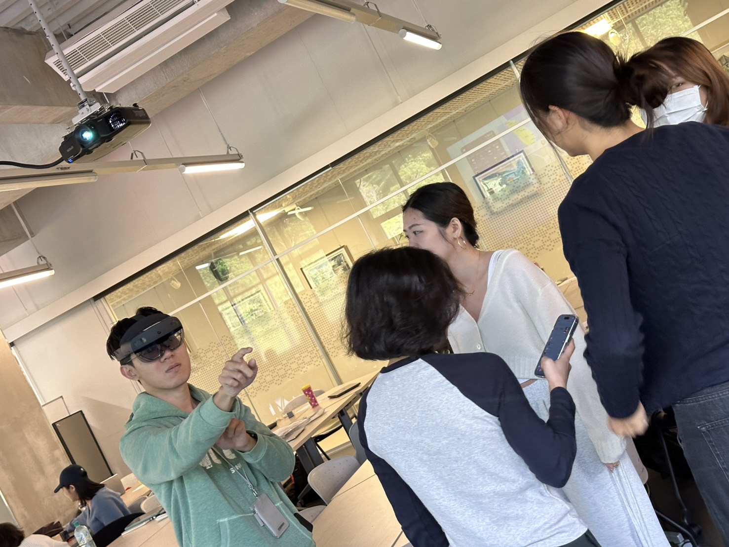 【新媒體、科技與社會專題】合作教學